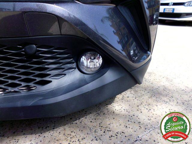 TOYOTA C-HR 1.8 Hybrid E-CVT Lounge