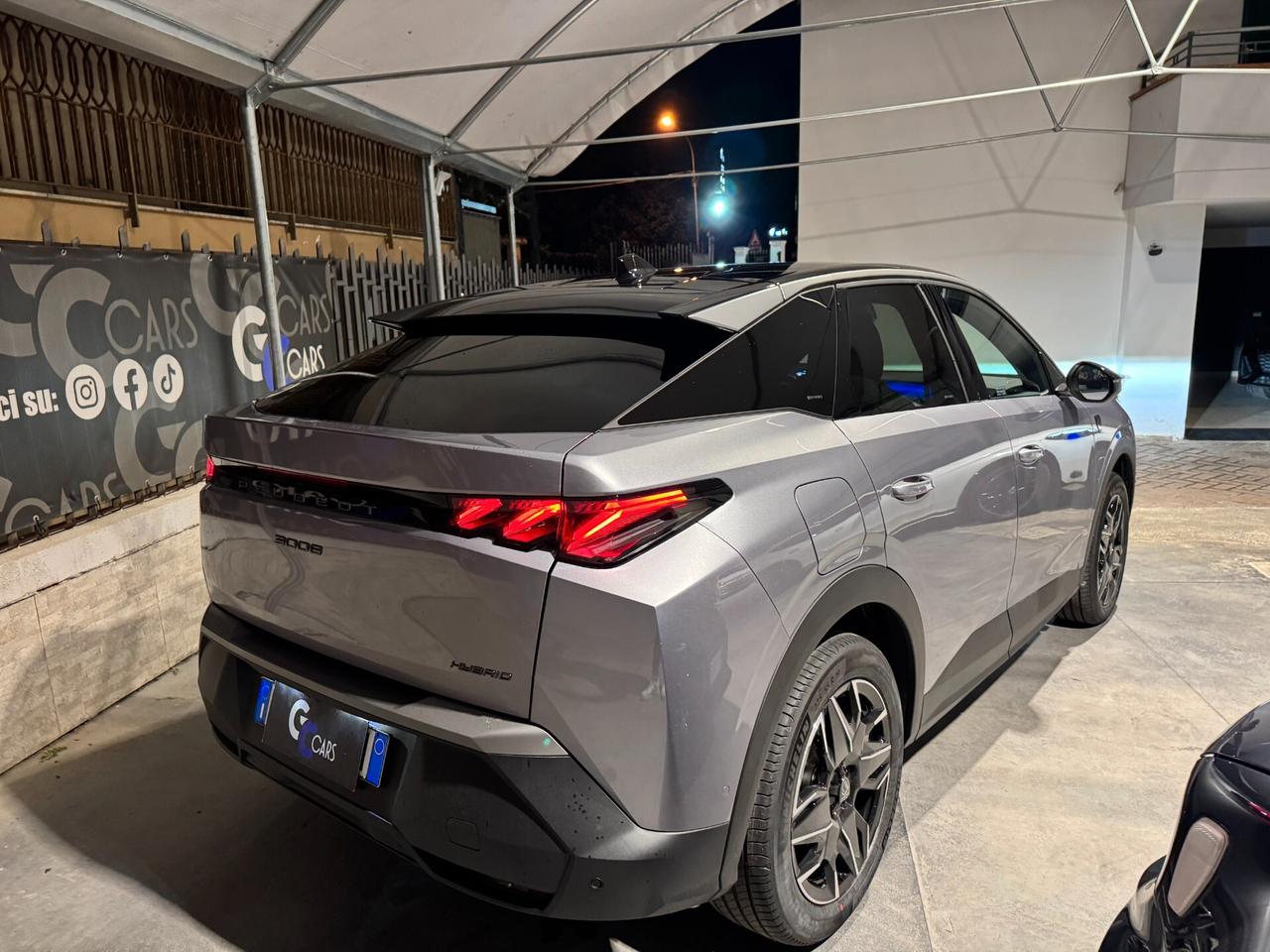 NEW PEUGEOT 3008 GT HYBRID KM0 ITA