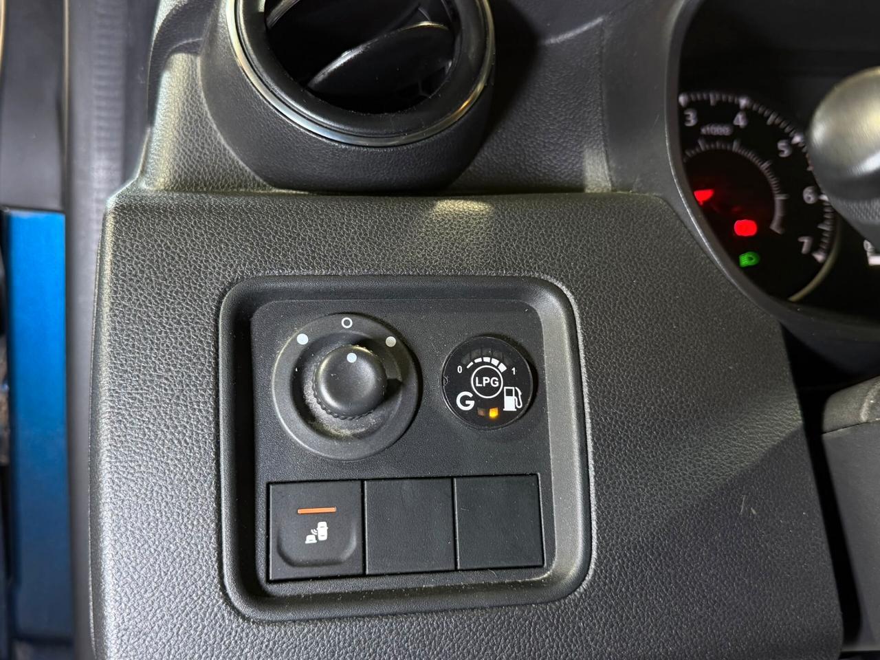 Dacia Duster 1.6 SCe GPL 4x2 Prestige