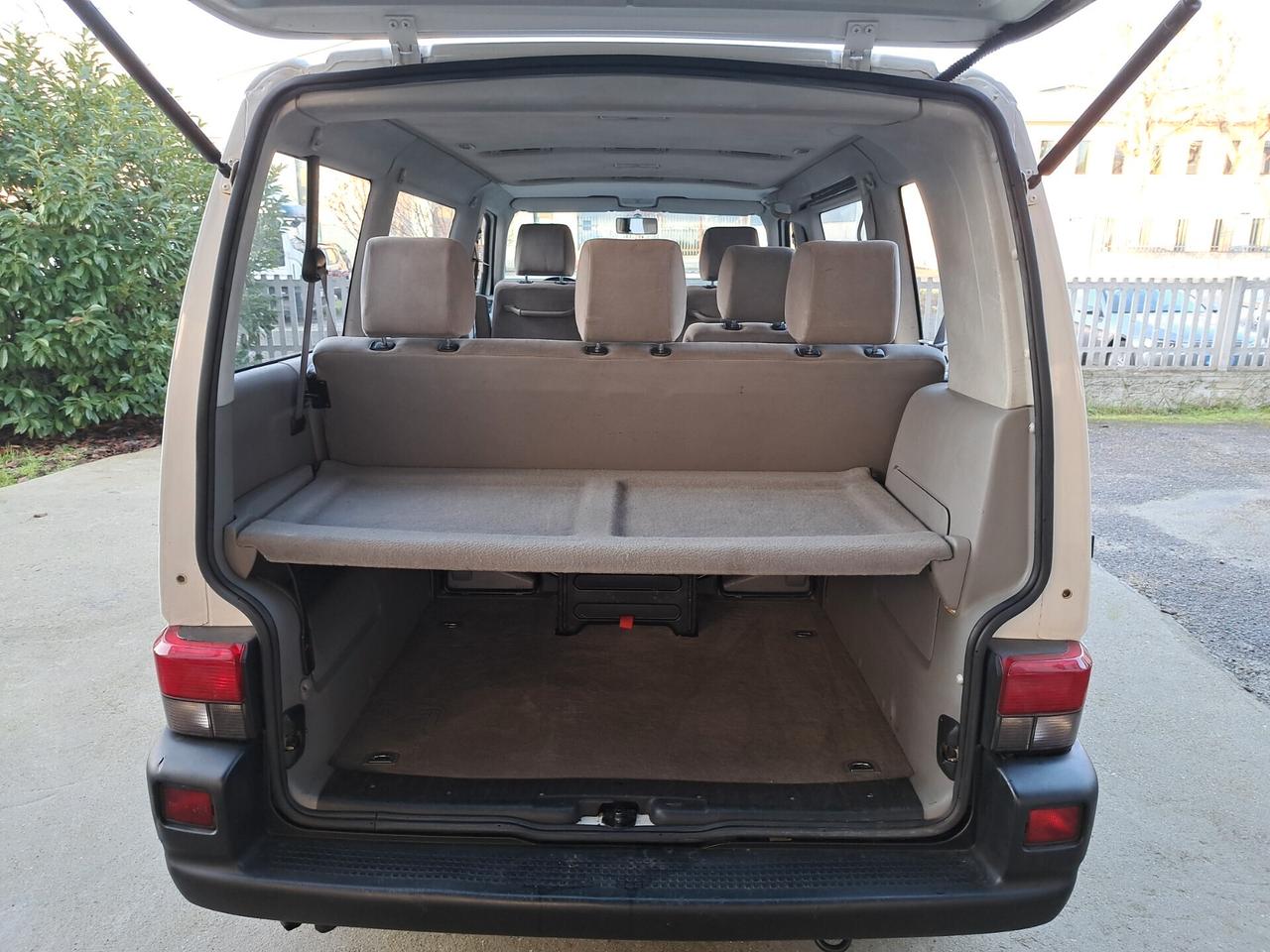 Volkswagen T4 caravelle SYNCRO 4X4