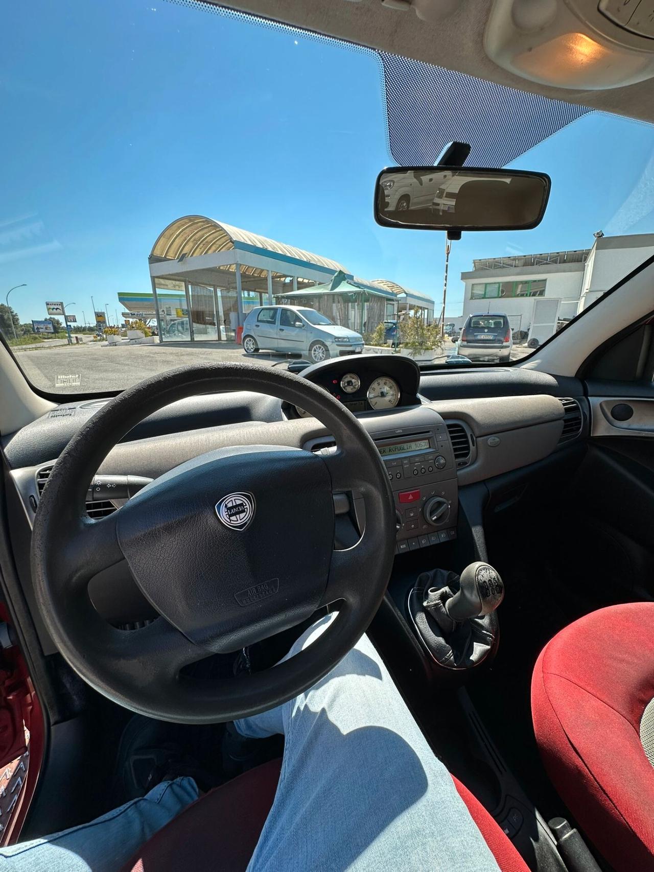 Lancia Ypsilon 1.3 Multijet 16V