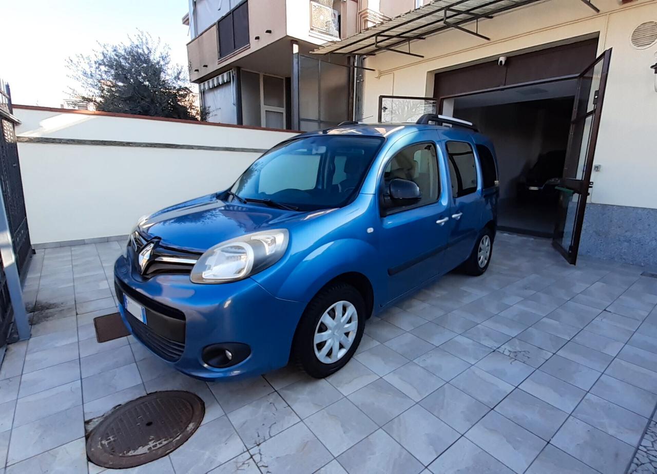 Kangoo Focaccia pianale ribassato e ribaltina