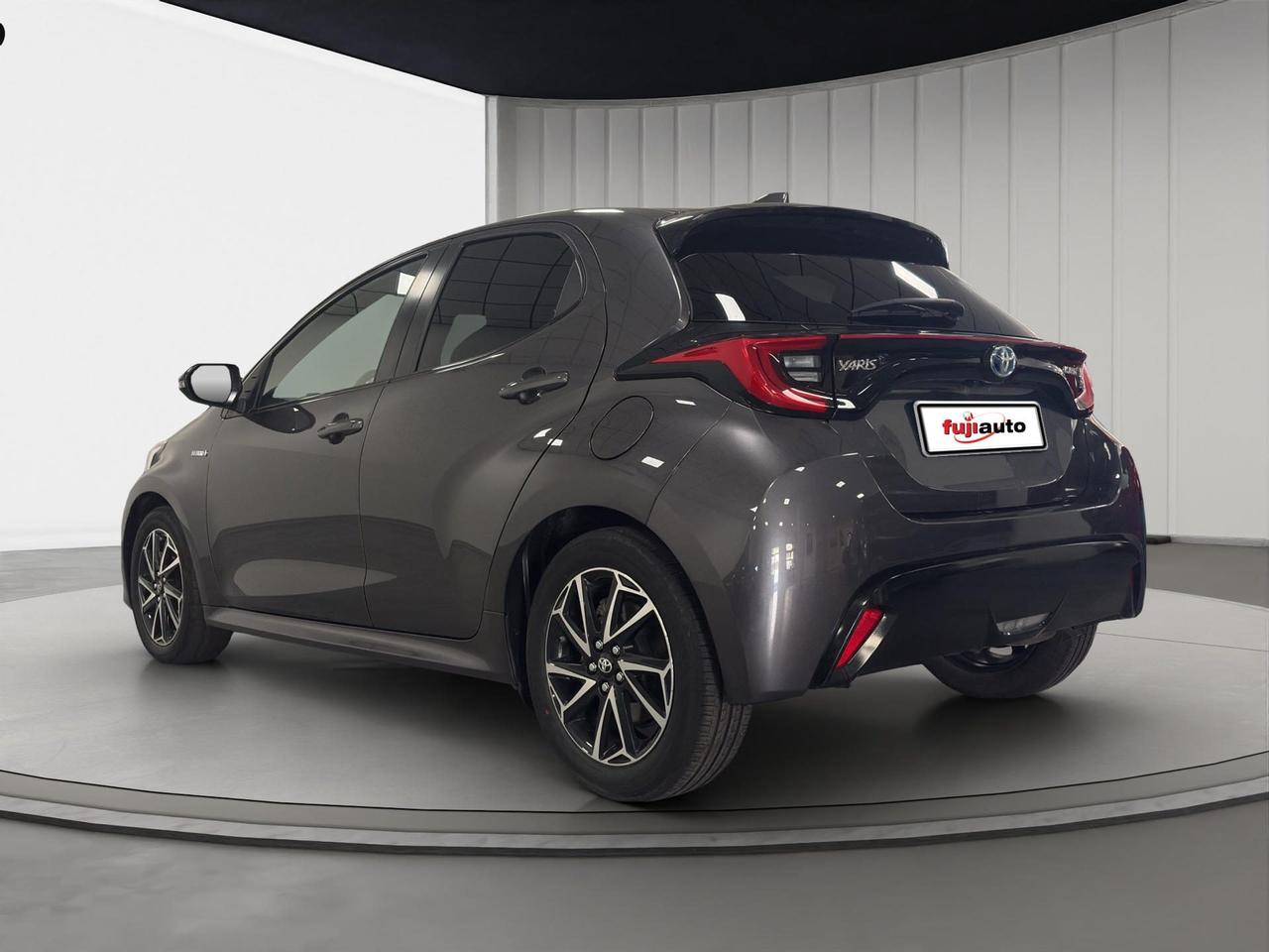 Toyota Yaris 1.5h Lounge