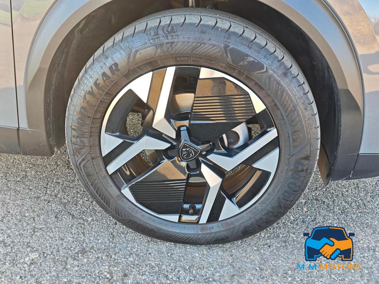 Peugeot 2008 130cv automatica