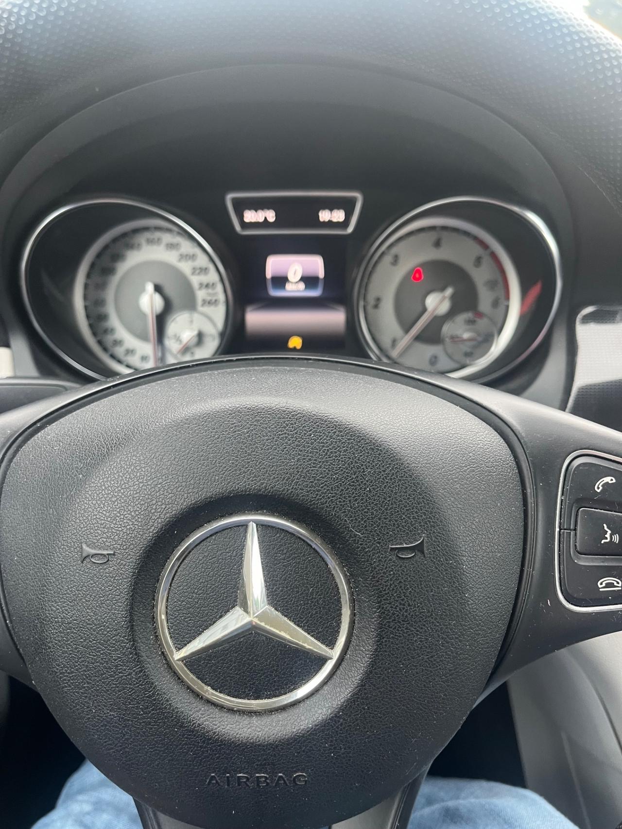 Mercedes-benz CLA 180 CLA 180 d Executive