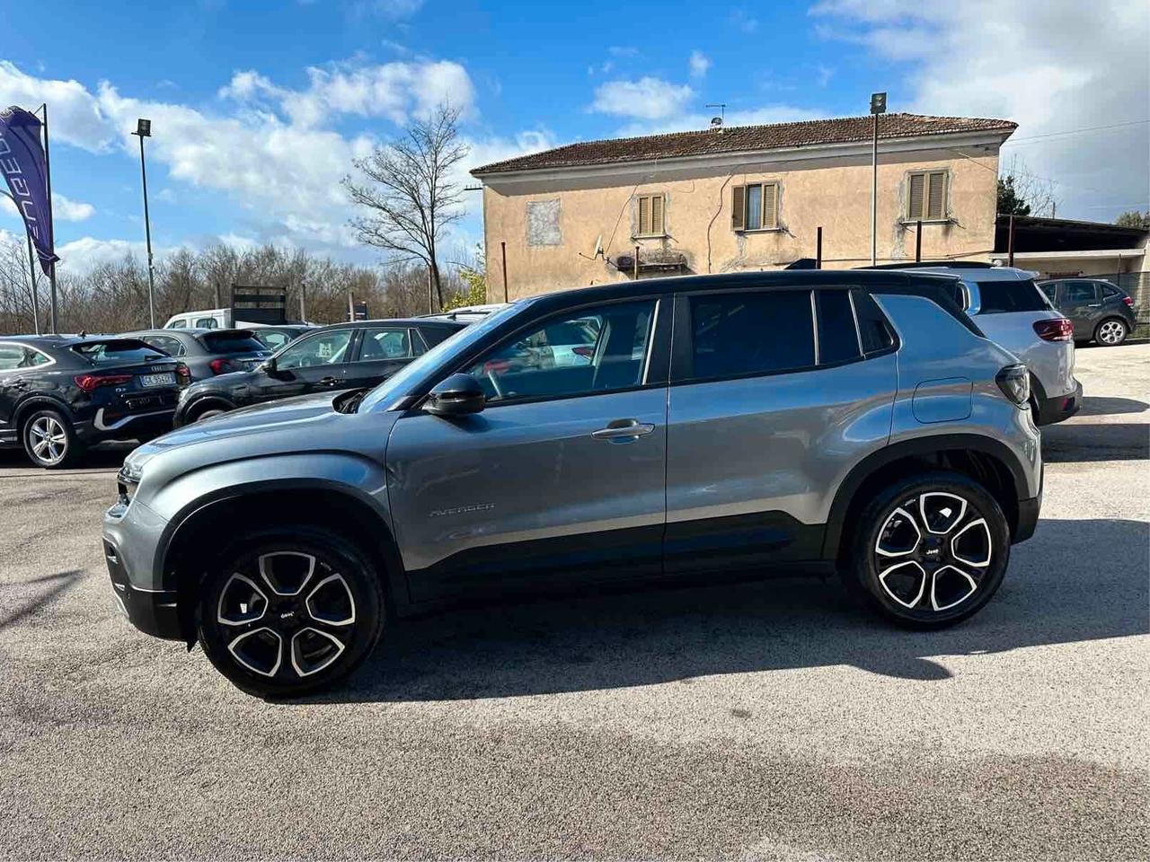 Jeep Avenger 1.2 Turbo 100 CV Summit