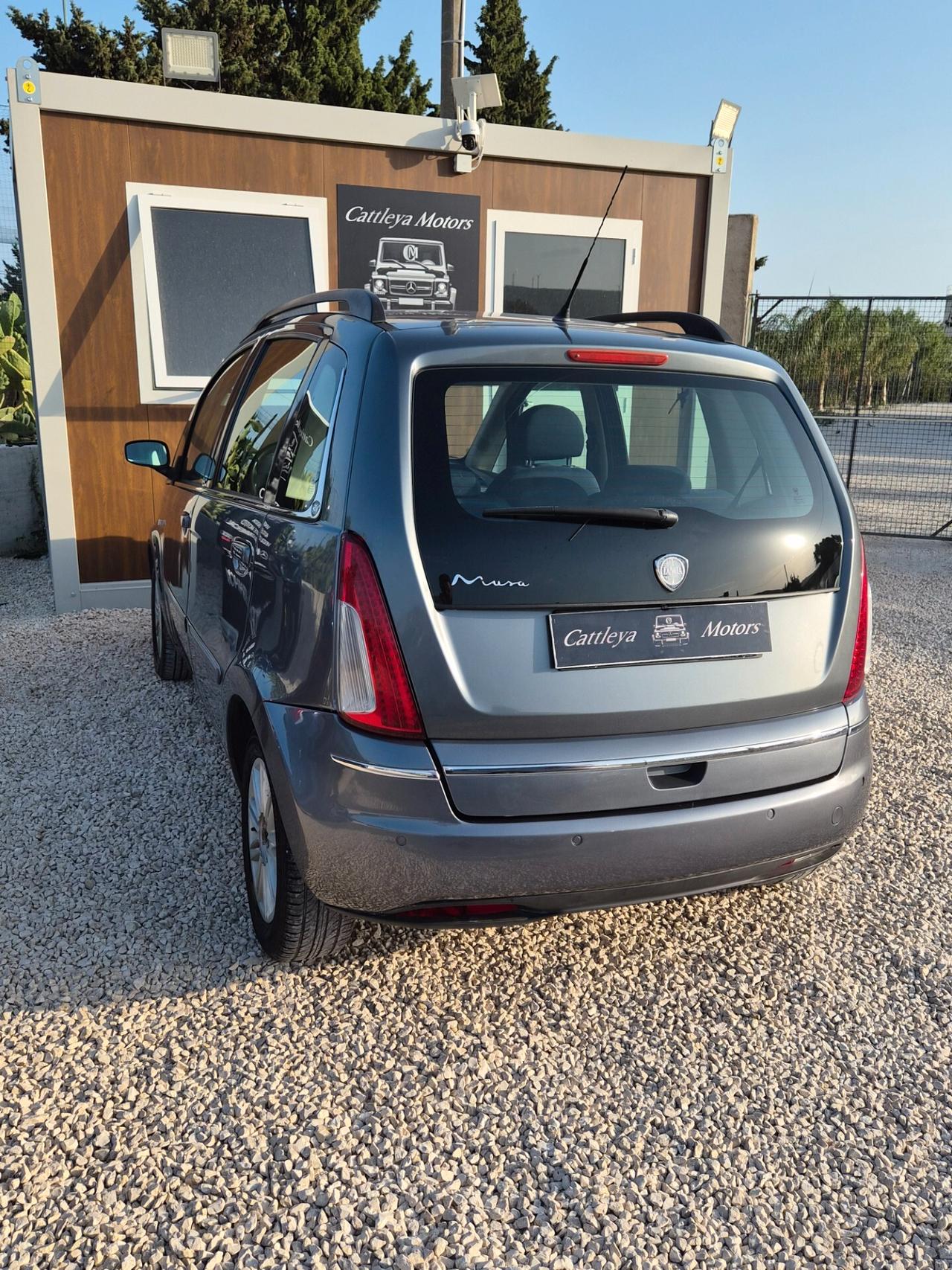 Lancia MUSA 1.6 Multijet Poltrona Frau