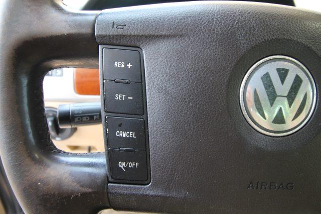 VOLKSWAGEN Touareg 3.0 V6 TDI DPF tiptronic Exclusive