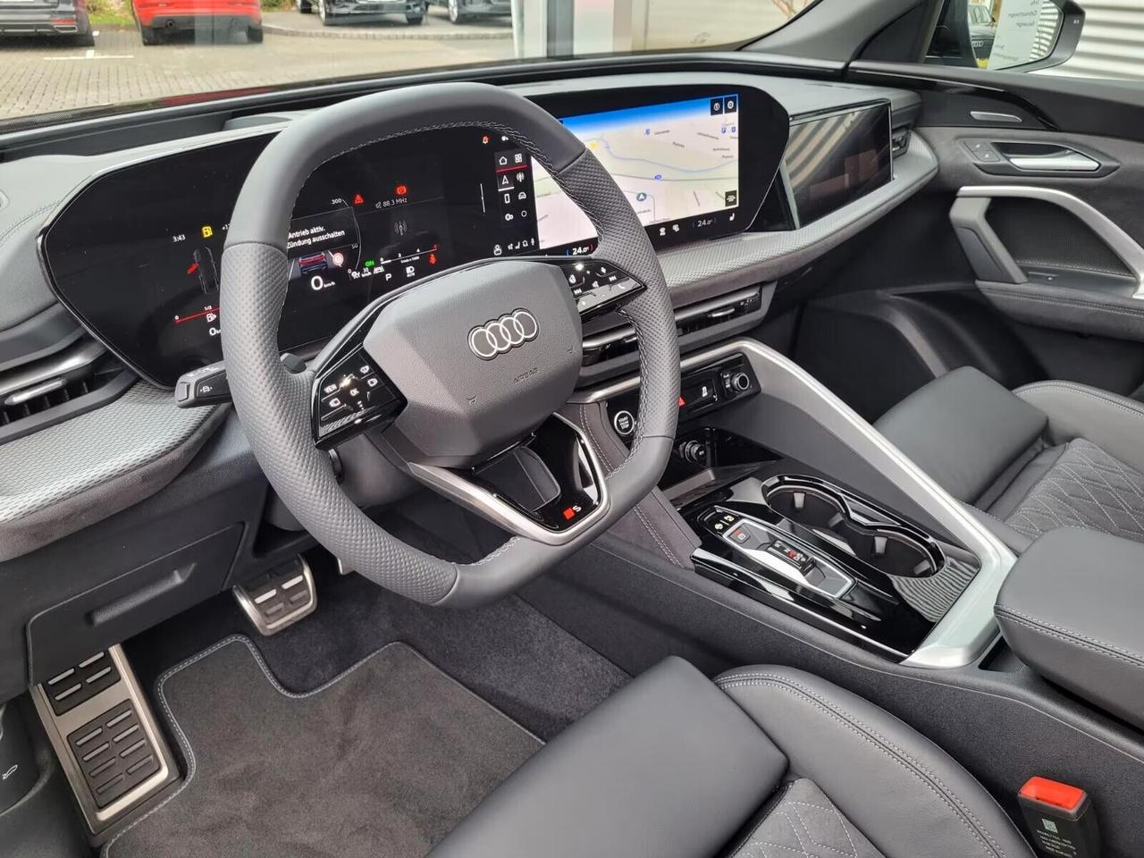 Audi Q5 Sportback TDI quattro Tech pro air S-Line !!Finanzio Fini a 180 Mesi Ant 0 rata 200 mese!!