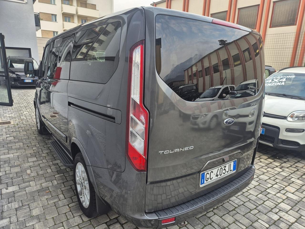 Ford Tourneo Custom 320 2.0 EcoBlue 185CV aut. PC