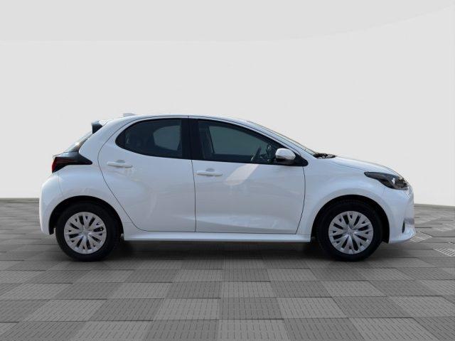 TOYOTA Yaris Yaris 1.0 5 porte Active