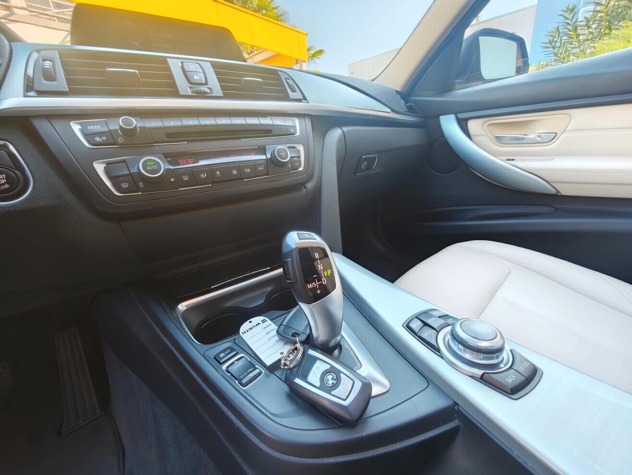 320d xDrive Luxury AUTO DA VETRINA PREZZO SOTTOCOSTO!!!!!!!