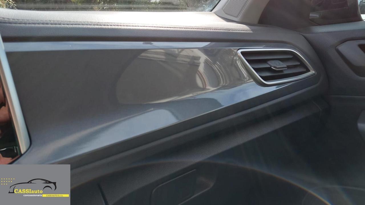 Volks T-Roc 1.5 TSI Style Ufficiale Italia