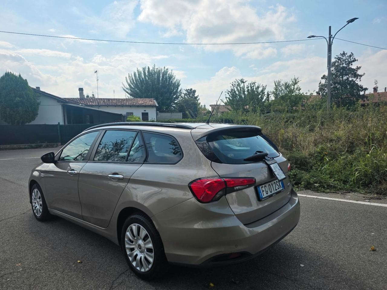 Fiat Tipo 1.6 Mjt S&S SW Lounge