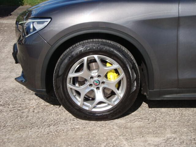 Alfa R. Stelvio 2.2 T.Diesel Executive rwd 190cv AT8 my19