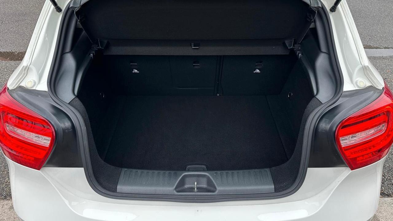 Mercedes-benz A 180 Premium