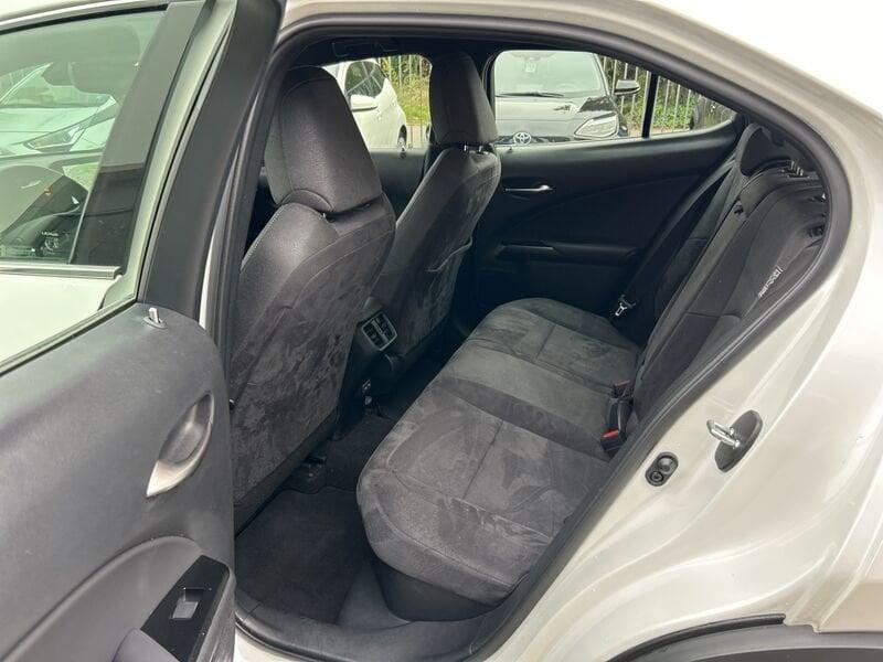 Lexus UX UX Hybrid Urban