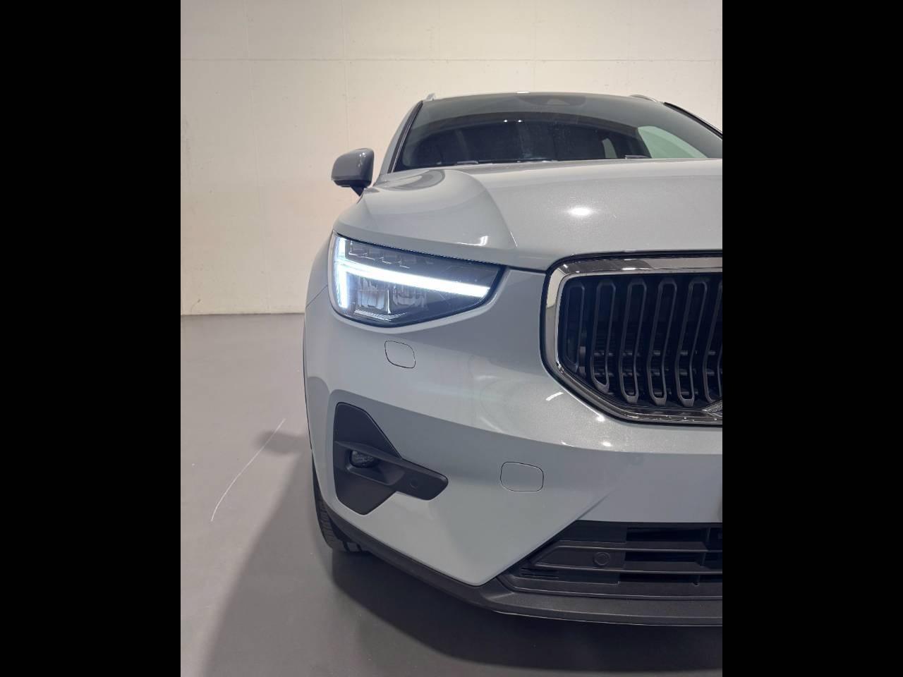 VOLVO XC40 T2 CORE AUTO