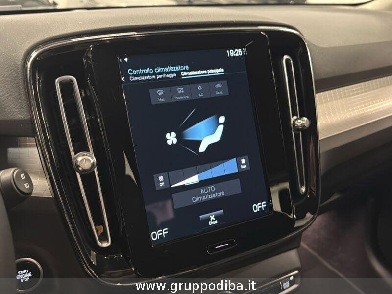 Volvo XC40 Benzina 1.5 t2 Momentum my21