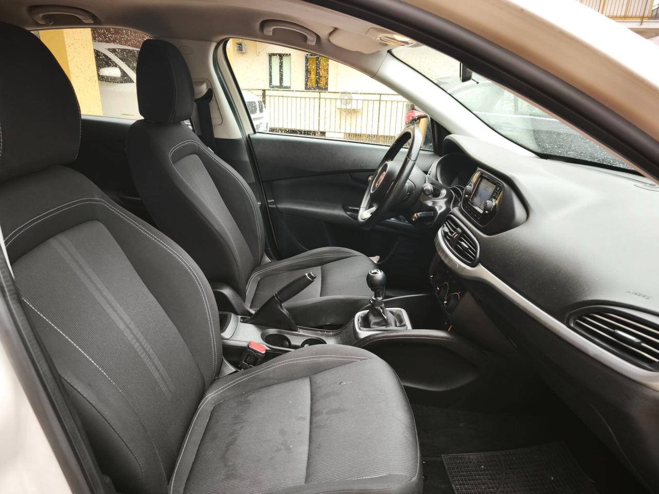 Fiat Tipo 1.6 M-jet Noleggio Vendita No Scooring