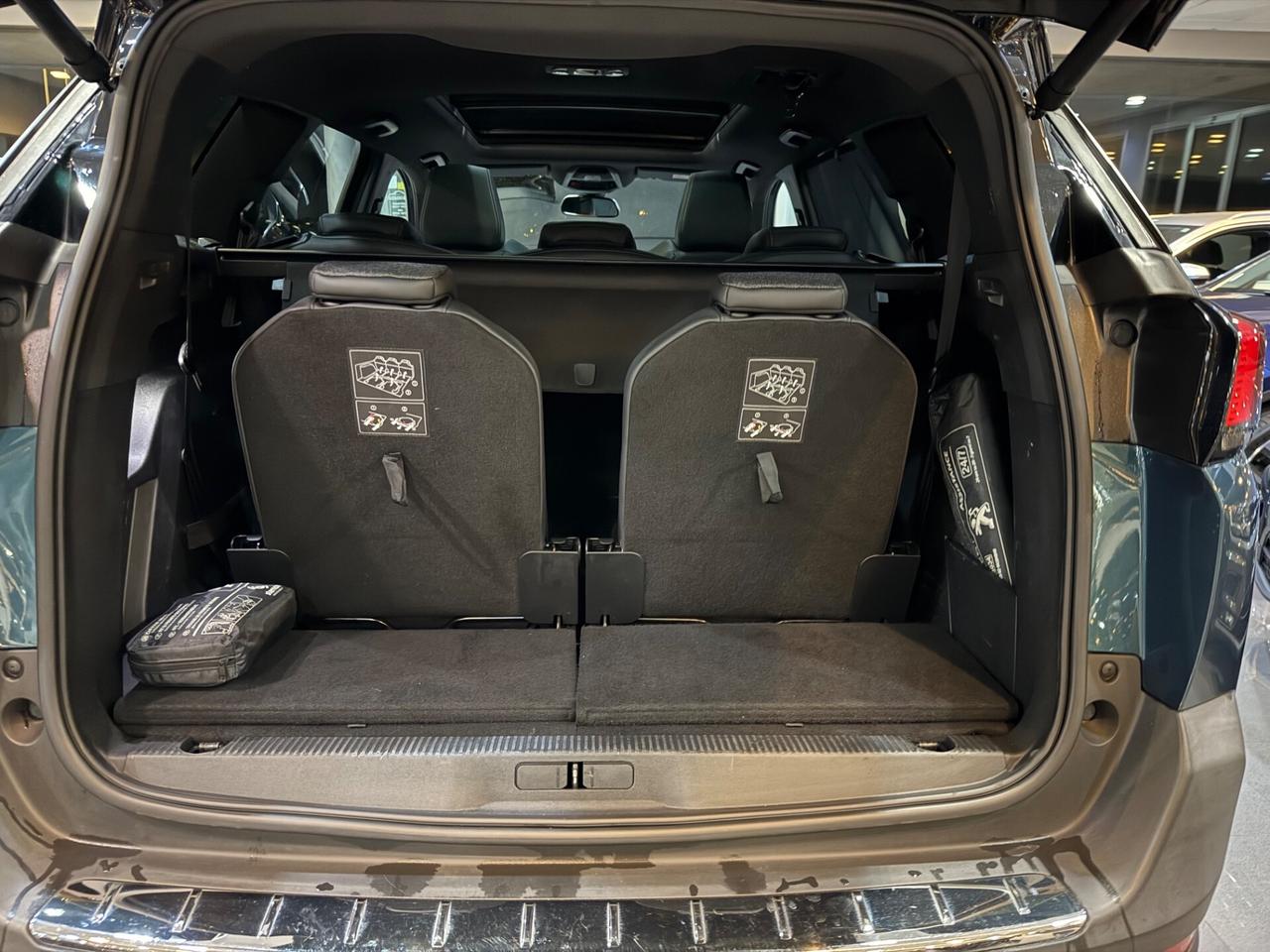 1.5 bluehdi 7 POSTI TETTO PANORAMICO !!