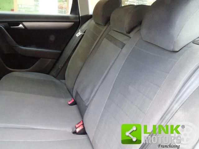 VOLKSWAGEN Passat SW 1.6 TDI 105 CV COMFORTLINE