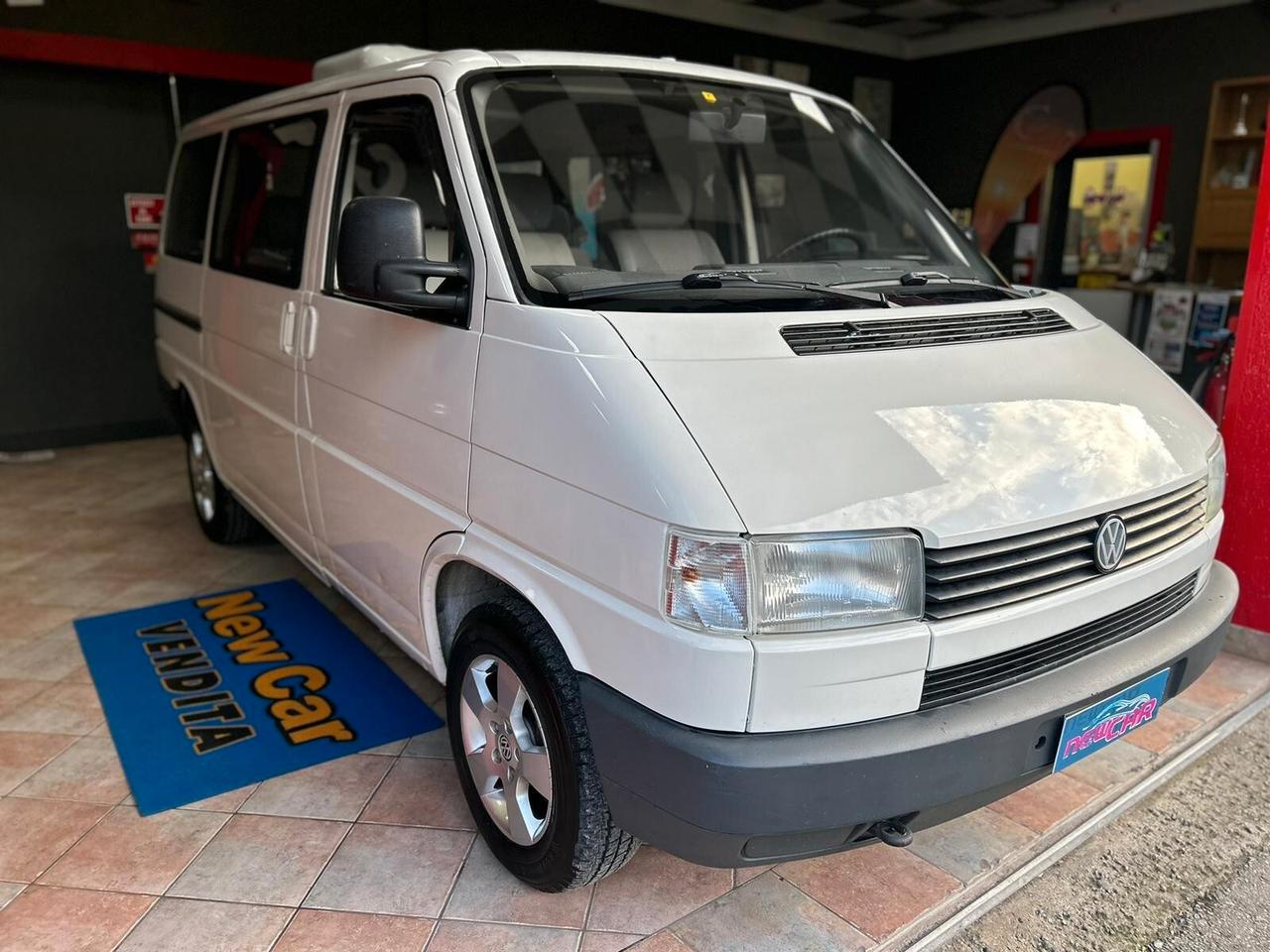 Volkswagen Transporter 2.4 D Caravelle