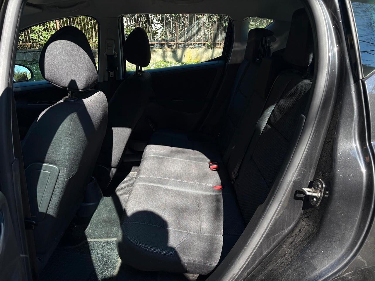 Peugeot 207 1.4 8V 75CV 5p. Active