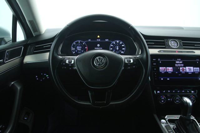 VOLKSWAGEN Passat Variant 2.0 TDI SCR 190 CV 4MOTION DSG R-LINE BMT