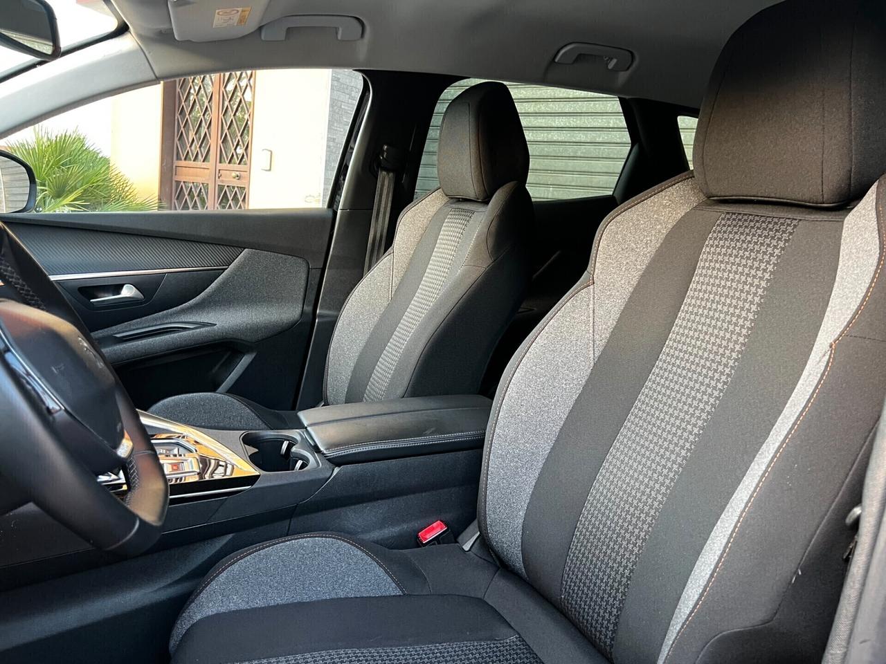 Peugeot 3008 BlueHDi 130 CV-AUTO-2021