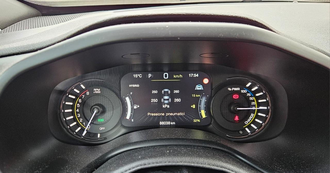 Jeep Renegade 1.3 T4 240CV PHEV 4xe AT6 Trailhawk