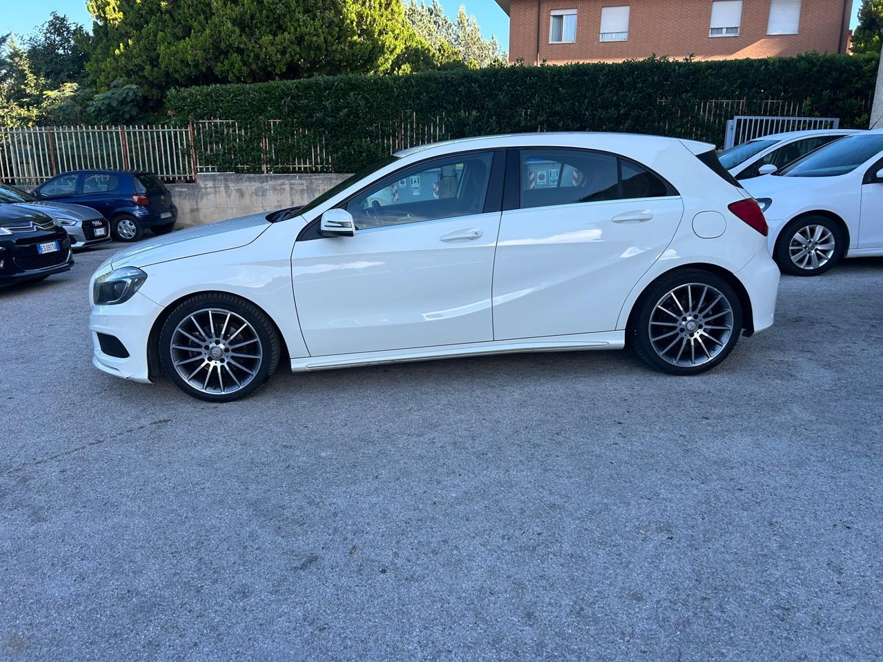 Mercedes-benz A 180 CDI Automatic Dark Night Edition