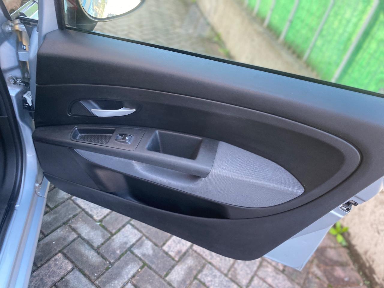 Fiat Grande Punto 1.2 5 porte neopatentati unico proprietario