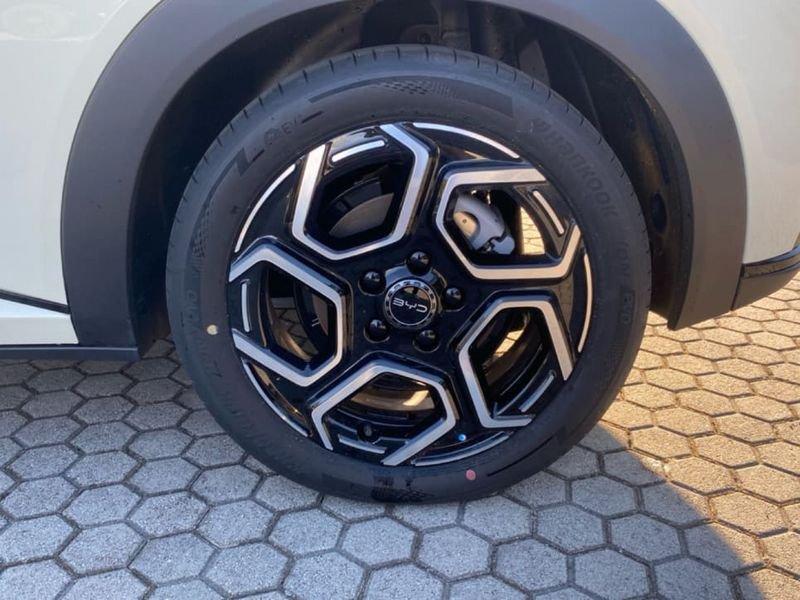 BYD DOLPHIN Design