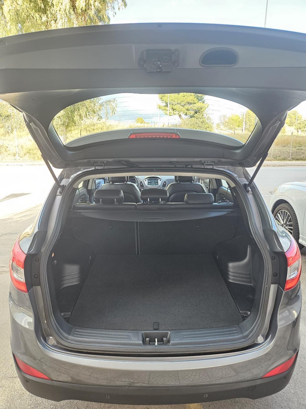 HYUNDAI ix35 1.7CRDi 85kw 115cv 2WD XPOSSIBLE