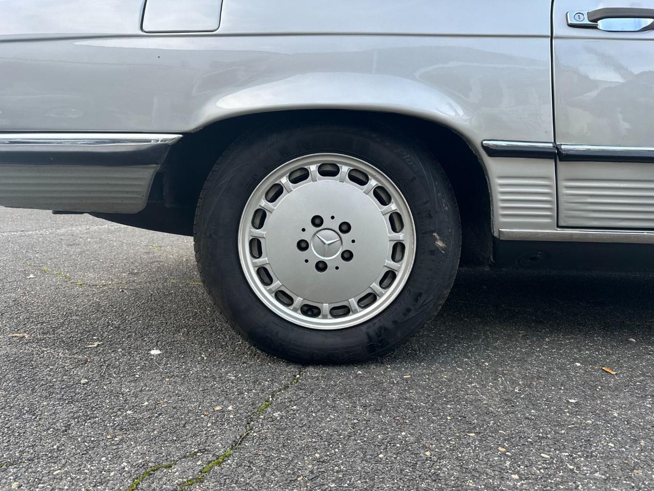 MERCEDES-BENZ SL 420 SL Roadster