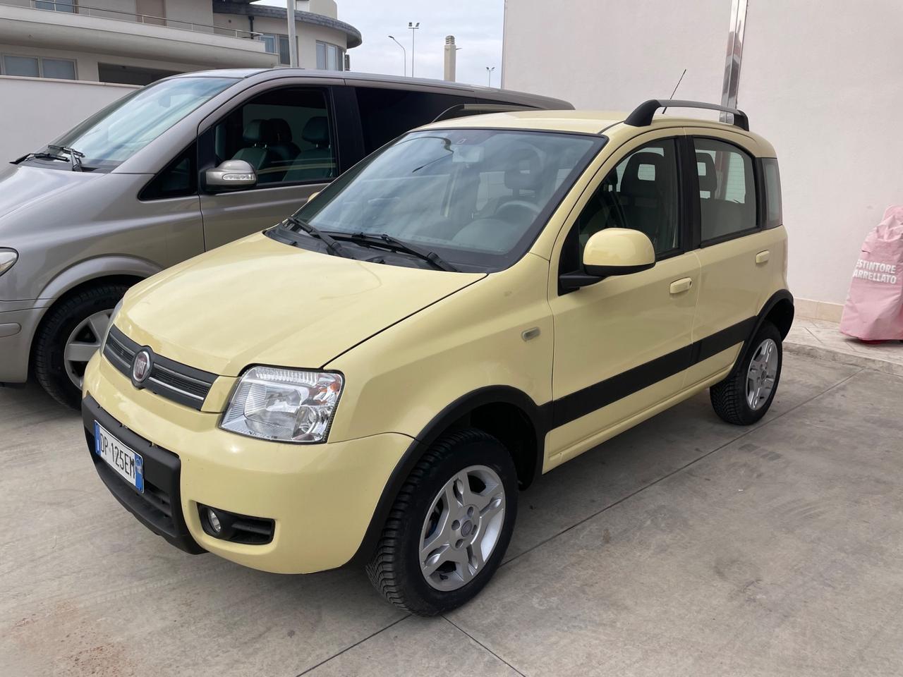 Fiat Panda 1.3 MJT 16V 4x4 Climbing