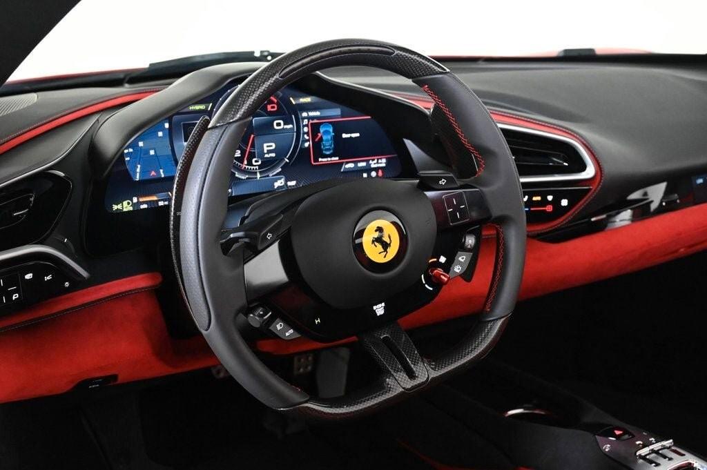 Ferrari 296 GTS -LEASING FULL INCLUSIVE - NOLEGGIO LUNGO TERMINE