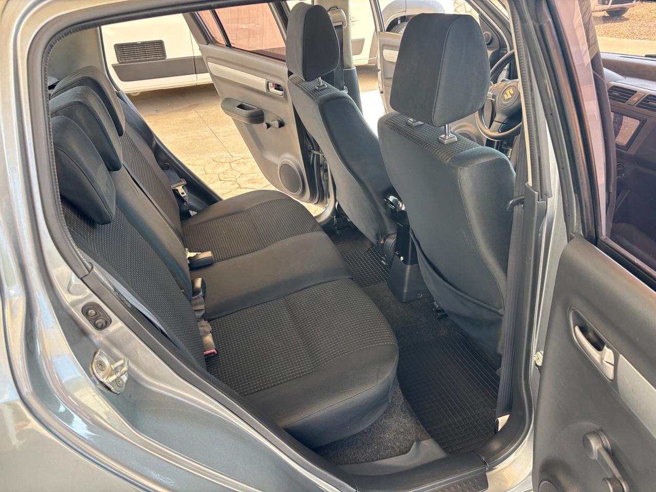Suzuki Swift 1.3 DDiS 5p. - 2006