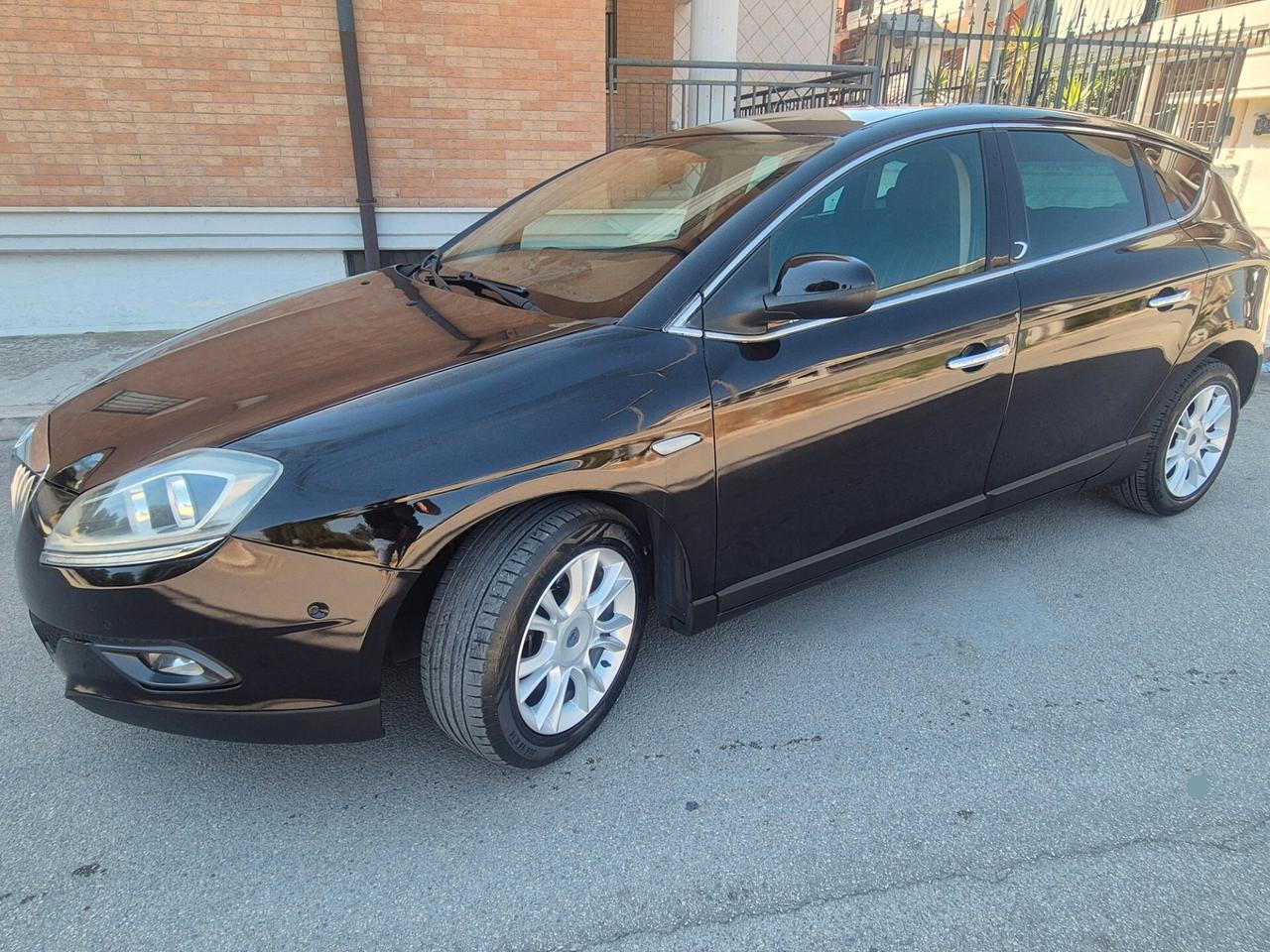 Lancia delta 2.0 multijet 165cv gold anno 2011