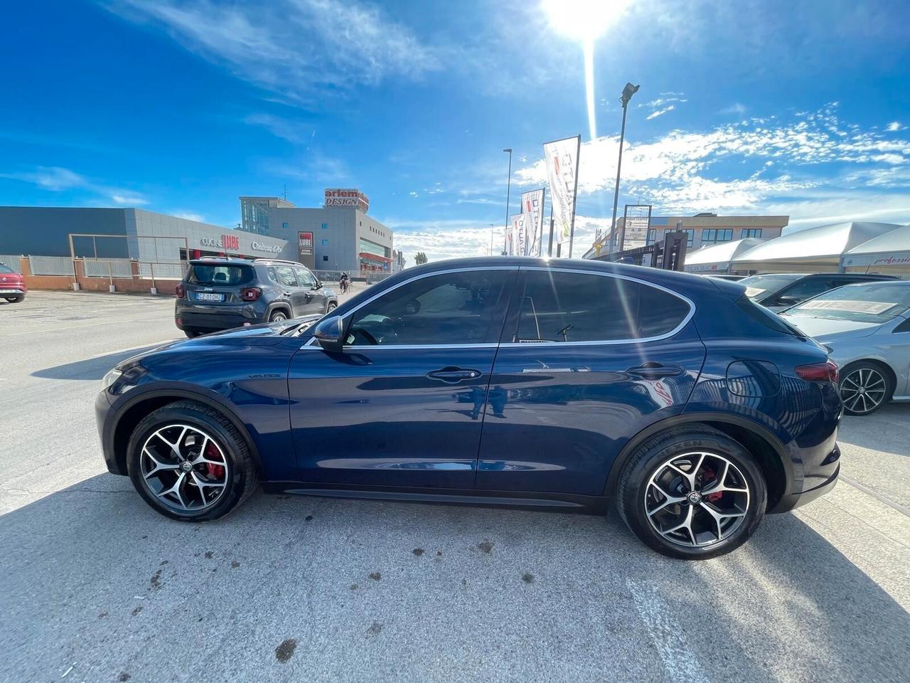 Alfa Romeo Stelvio 2.2 Turbodiesel 180 CV AT8 RWD Super