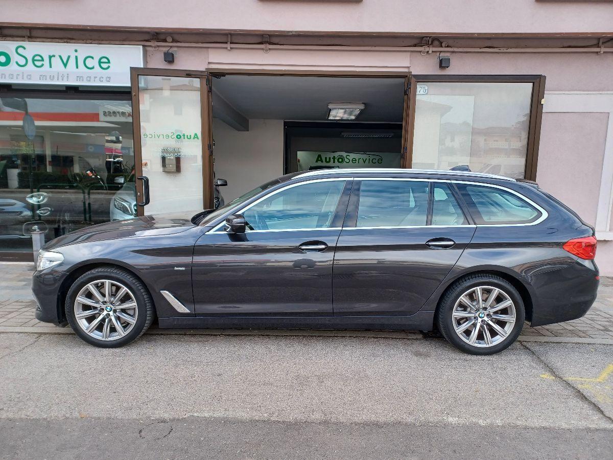 BMW - Serie 5 - 520d xDrive Touring Luxury