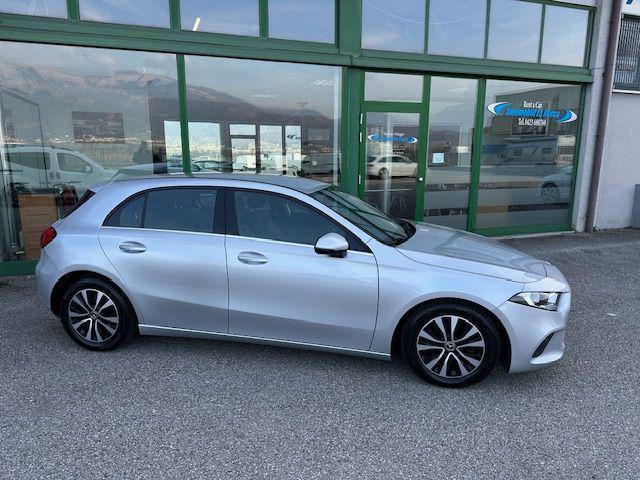 MERCEDES-BENZ A 180 Business