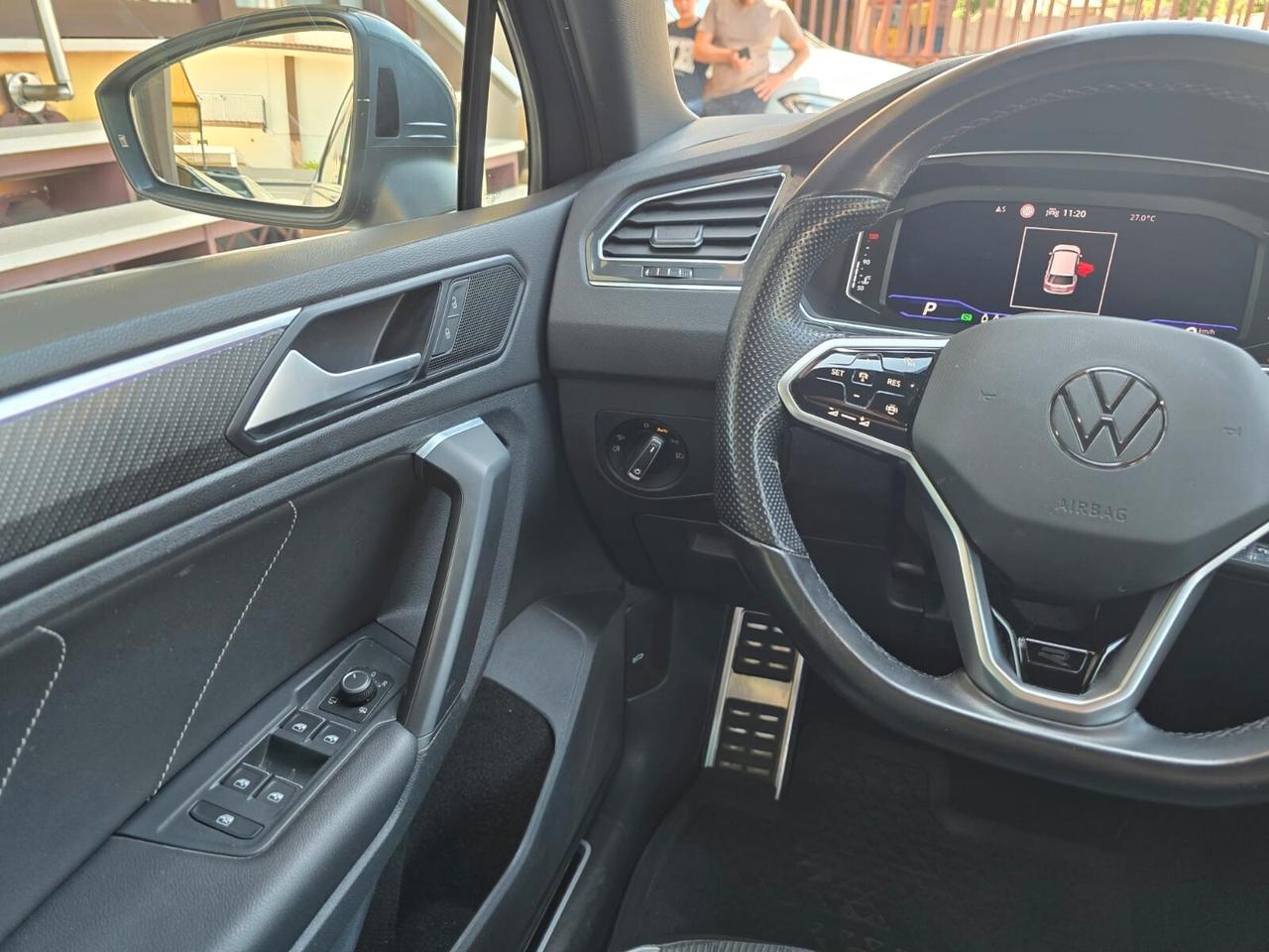 Volkswagen Tiguan 2.0 TDI 150 CV SCR DSG R-Line