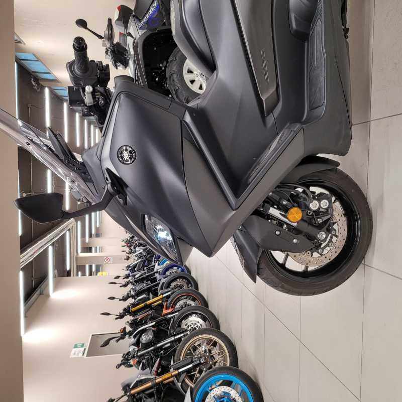 Yamaha T-Max 560 - 2025