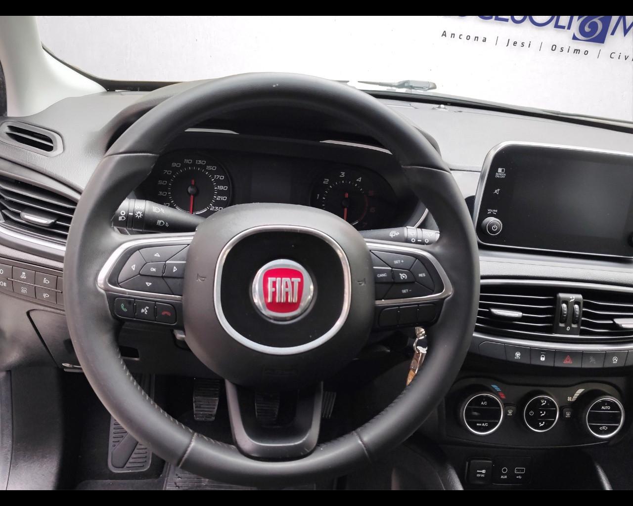 FIAT Tipo (2015-->) - Tipo 1.3 Mjt S&S 5 porte Lounge