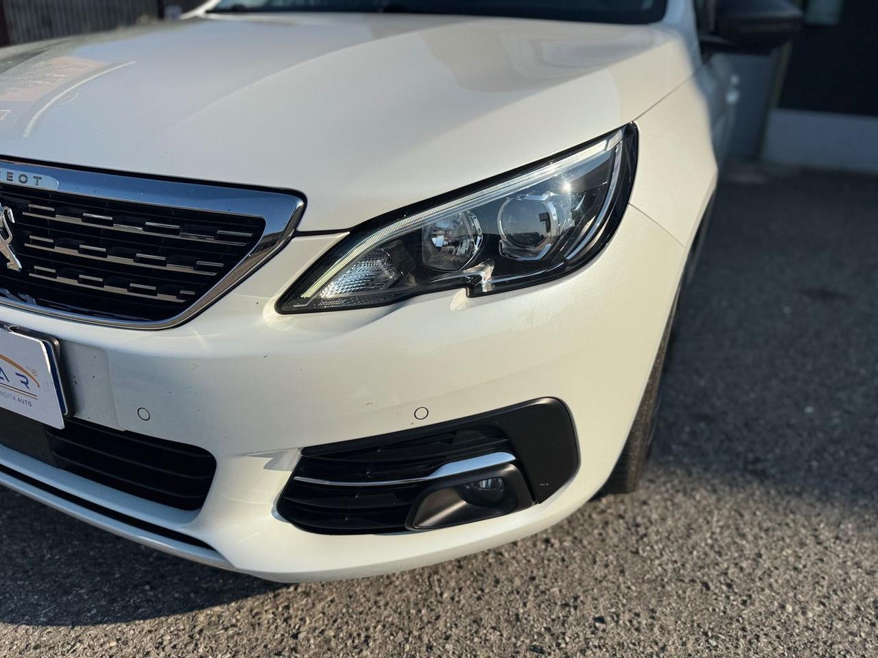 Peugeot 308 Allure 1.5 Blue HDI 130 #6529