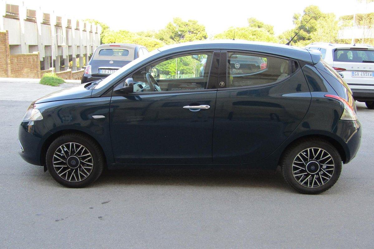 LANCIA Ypsilon 1.2 69 CV 5 porte 30th Anniversary