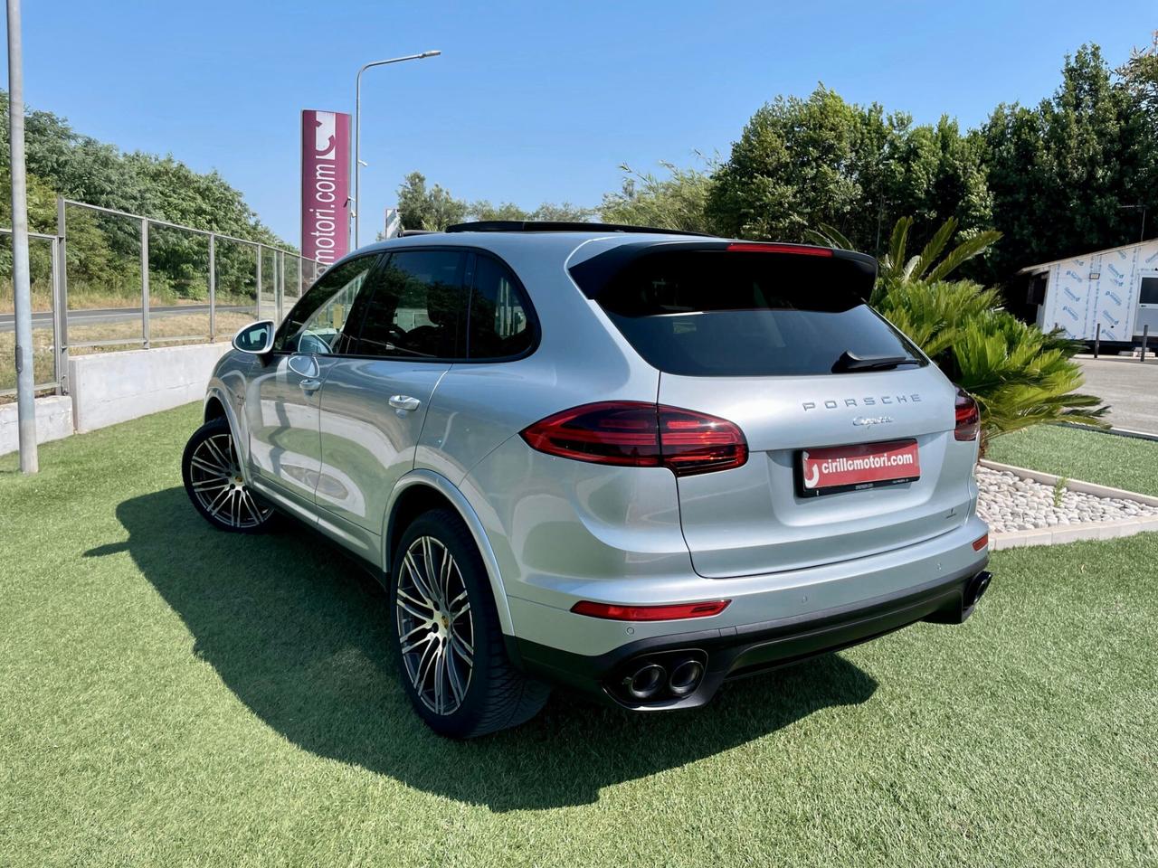 Porsche Cayenne 3.0 Diesel Platinum Edition