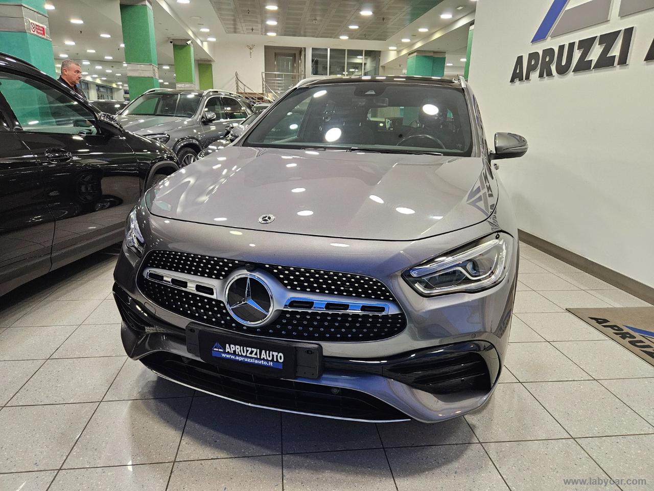 MERCEDES-BENZ GLA 200 d Automatic Premium